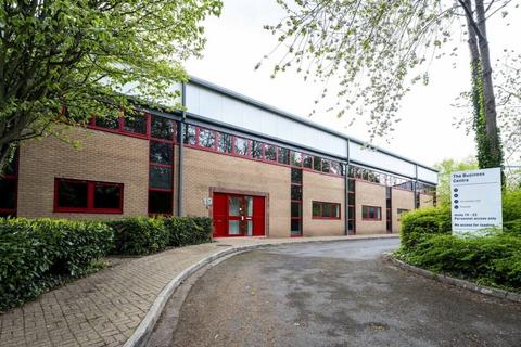 Warehouse to rent - Molly Millars Ln Wokingham RG41 2QY