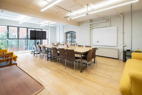 Industrial unit to rent, 8-10 Warner St London EC1R 5HA