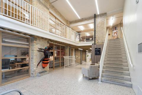 Industrial unit to rent, 8-10 Warner St London EC1R 5HA