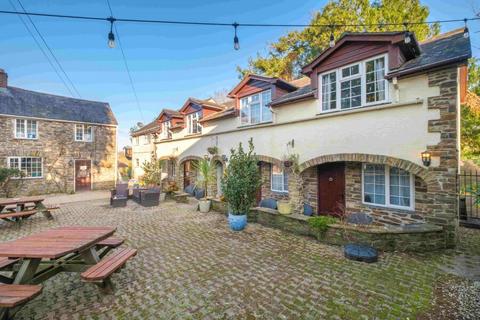 Hospitality for sale, Liskeard Rd Saltash PL12 4RZ