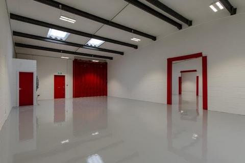 Warehouse to rent, Glenville Mews London SW18 4NJ