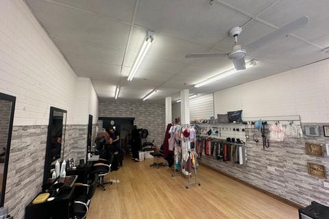 Retail property (high street) to rent, 7-15 Station Rd Milngavie G62 8PG