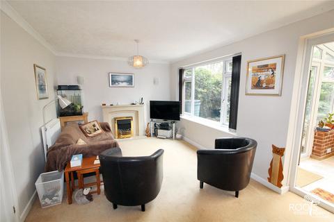 undefined, Humber Close, Berkshire RG18