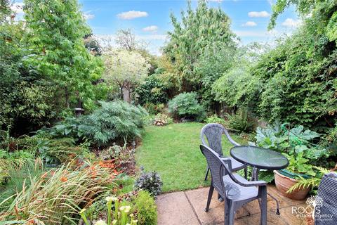 3 bedroom semi-detached house for sale, Humber Close, Berkshire RG18