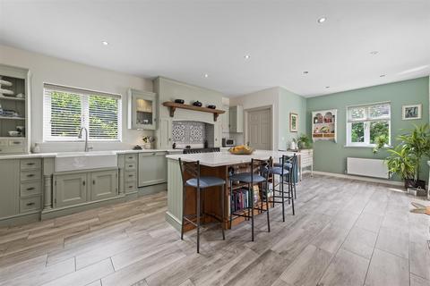 4 bedroom detached house for sale, Jennings Close, Northampton NN5