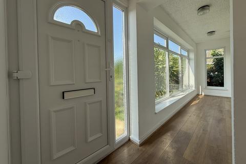 3 bedroom detached house for sale, 10 Evans Drive, NR32