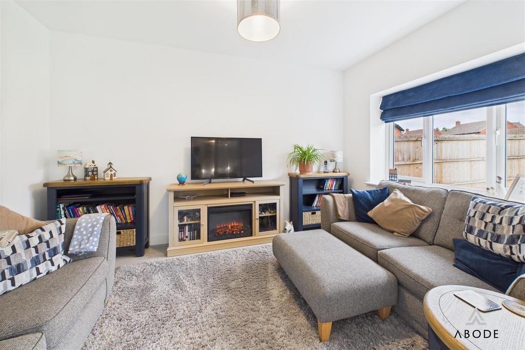 CAM01882 G0-PR0121-STILL007.jpg