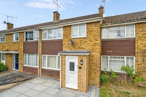 undefined, Golden Oak Close, Farnham Common SL2