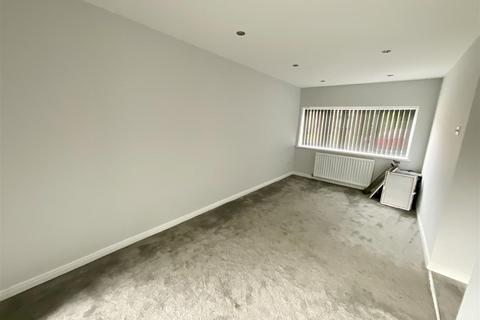 undefined, Llys Cilsaig, Dafen, Llanelli