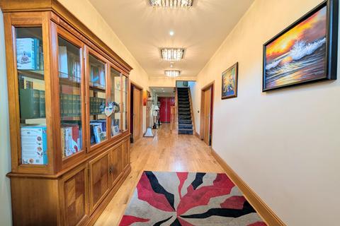 6 bedroom detached house for sale, West Boldon, NE36