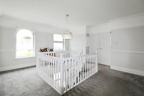 4 bedroom detached house for sale, Mill Lane Close, Broxbourne
