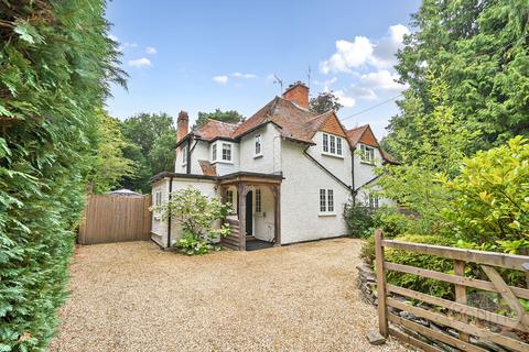 undefined, Littleworth Road, The Sands, Farnham, Surrey, GU10