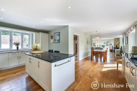 undefined, Winchester Road, Ampfield, Hampshire