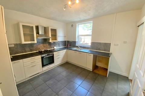 2 bedroom end of terrace house for sale, Overend Road, Halesowen B63
