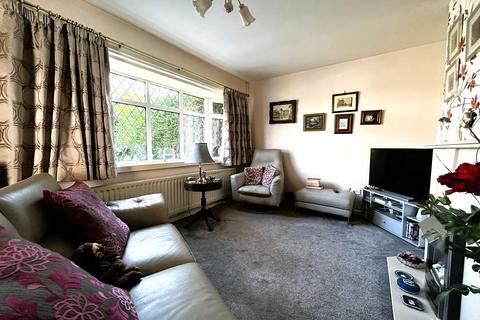 3 bedroom detached house for sale, Walsall Road, Wednesbury WS10