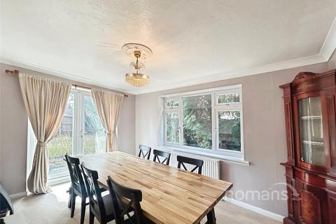 4 bedroom detached house for sale, Wickham Road, Lower Earley, Reading
