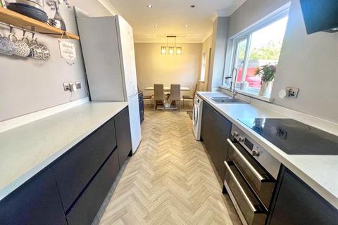 33 Lysdon Avenue, New Hartley, Whitley Bay, NE25 0RX