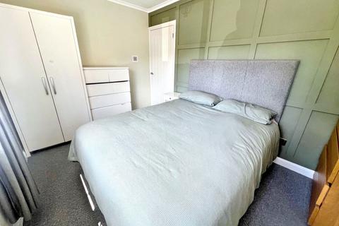 33 Lysdon Avenue, New Hartley, Whitley Bay, NE25 0RX