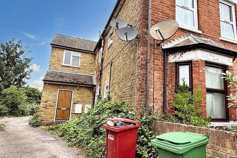 1 bedroom flat for sale, King Edward Street, SLOUGH