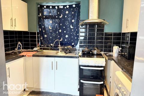 1 bedroom flat for sale, King Edward Street, SLOUGH