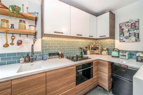 undefined, Brixton Hill, London SW2