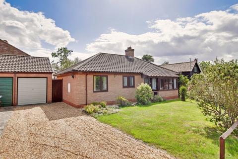 2 bedroom detached bungalow for sale, Green Close, St. Neots PE19