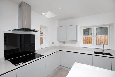 undefined, Glebe Rise, Weldon NN17