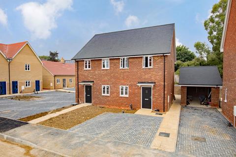 Glebe Rise, Weldon NN17