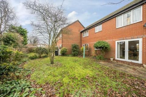 2 bedroom flat for sale, Abingdon Close, Thame OX9