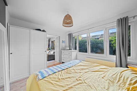 1 bedroom flat for sale, Park Rise, London SE23