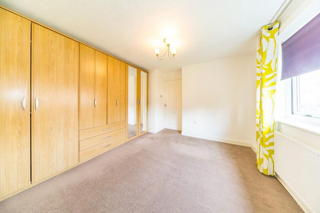38 Egerton Road bedroom 22.jpg