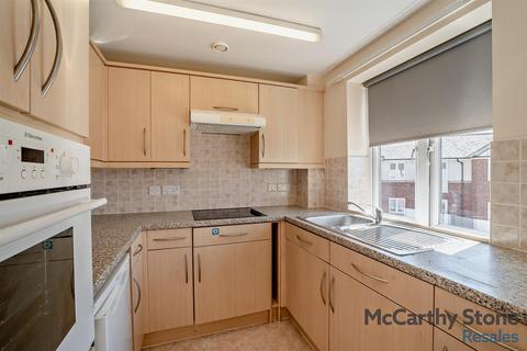 1 bedroom apartment for sale, Coleridge Court, Clevedon, BS21 6FL