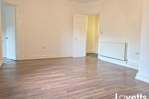2 bedroom flat to rent, Albert Road, Ramsgate, CT11
