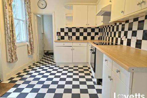 2 bedroom flat to rent, Albert Road, Ramsgate, CT11