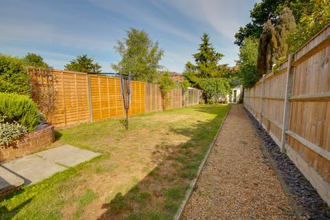 4 bedroom detached house for sale, BITTERNE PARK! TWO ENSUITES! WOW FACTOR KITCHEN/DINER