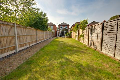 4 bedroom detached house for sale, BITTERNE PARK! TWO ENSUITES! WOW FACTOR KITCHEN/DINER