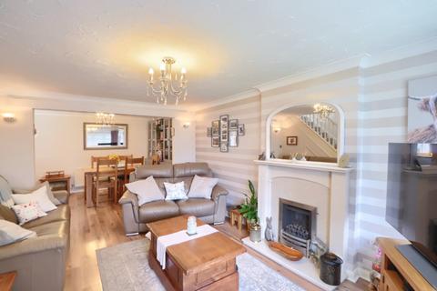 3 bedroom semi-detached house for sale, Surbiton Road, Fairfield