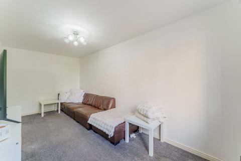 5 Abbots Court, Selby, YO8 8BF