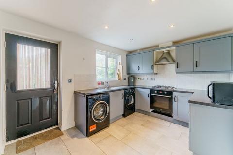 5 Abbots Court, Selby, YO8 8BF