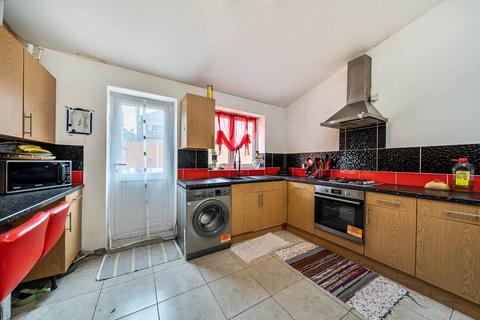 68 Newark Crescent, London, NW10 7BA