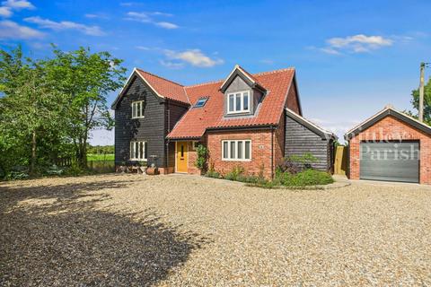 1 Manor Farm Bungalow Diss Road, Tibenham, Norwich, NR16 1QF
