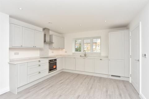 4 bedroom detached house for sale, Willow Close, Chequers Road, Minster On Sea, Sheerness, Kent