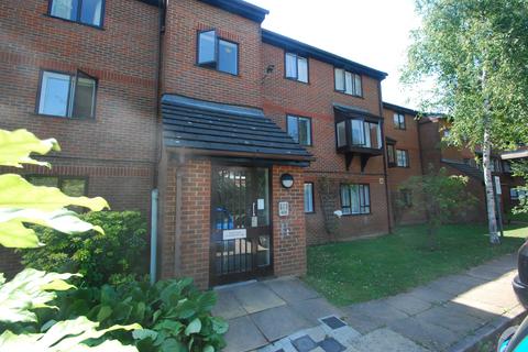 Northcott Avenue, Alexandra Park, N22 7AP