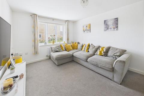 6 Donaldson Drive, Brockworth, Gloucester, GL3 4GR