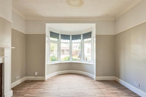 3 bedroom semi-detached house for sale, Northview Drive, Westcliff-on-sea, SS0