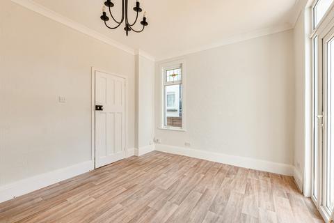 3 bedroom semi-detached house for sale, Northview Drive, Westcliff-on-sea, SS0