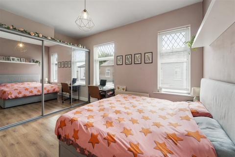 5 Barton Avenue, Urmston, Manchester, M41 5PS