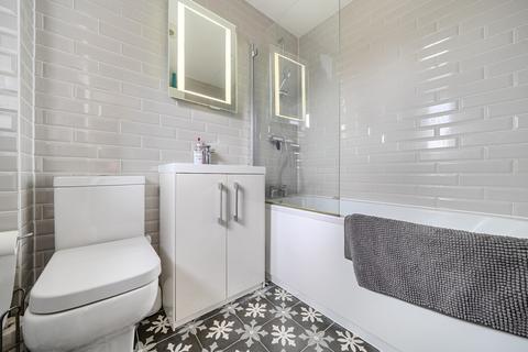 1 The Willows, Park Gate, Southampton, SO31 6DL
