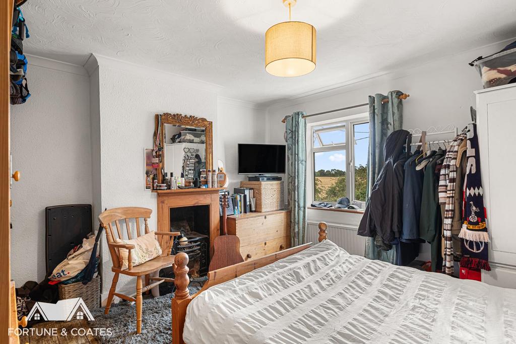 Park Cottages 1.jpg