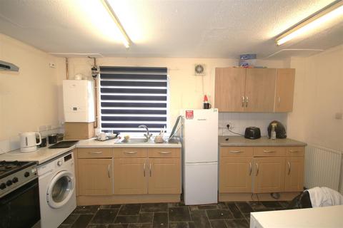 4 bedroom terraced house for sale, Culpepper Close, Canterbury